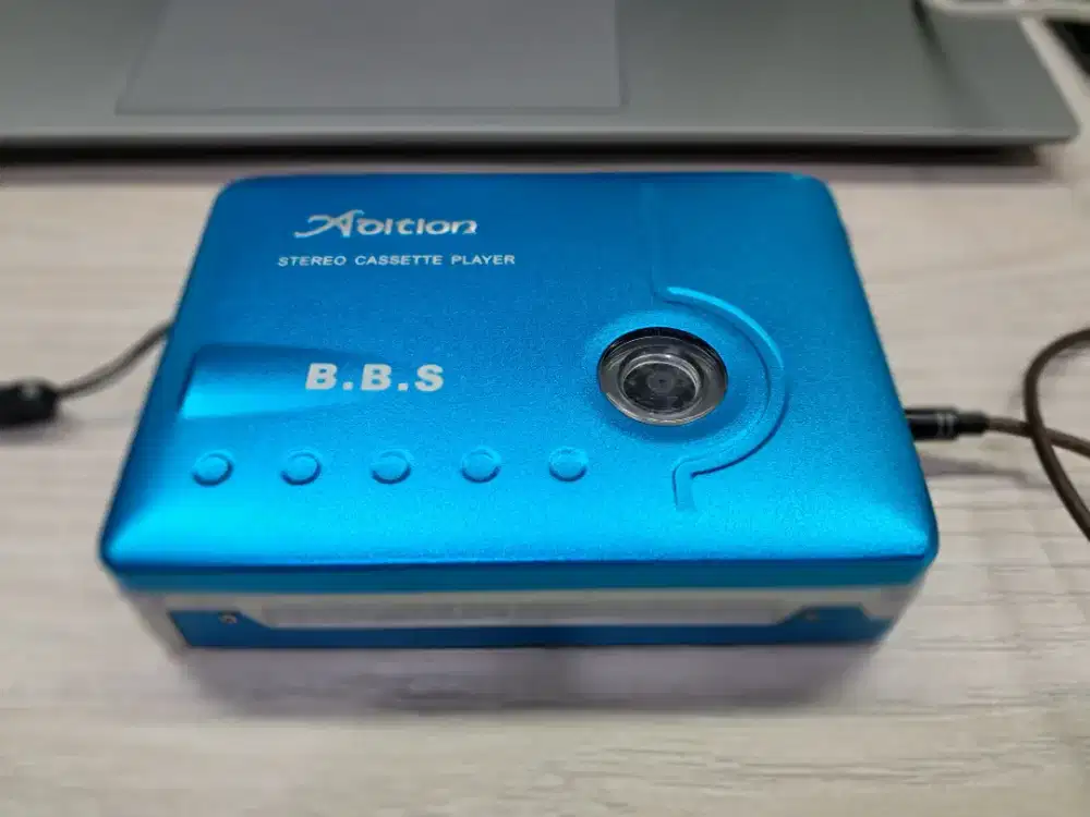 Walkman Kaset Lama Adition