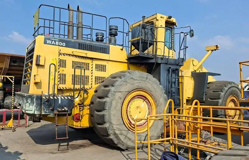 Dijual Wheel Loader Komatsu WA800-3A Tahun 2014