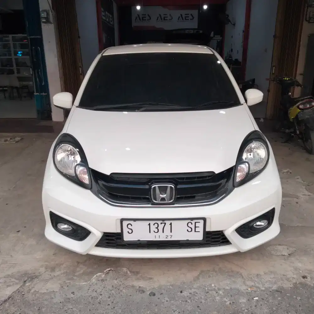 Honda brio E metic