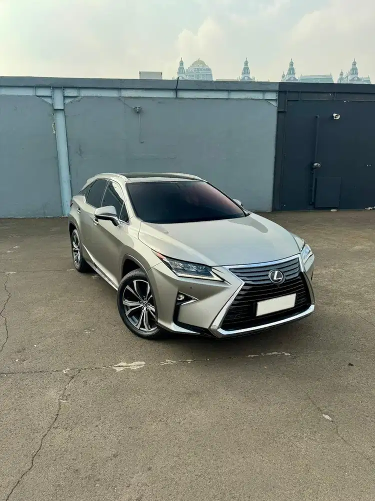 CASH LEXUS RX300