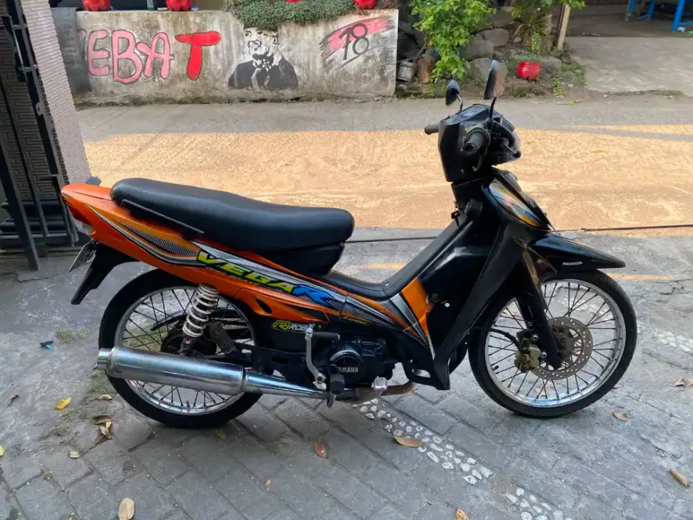 Yamaha Vega R THN 2005 plat AB Bantul
