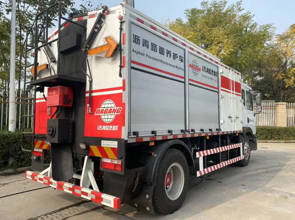 Truck Patching Pothole Maintenance Jalan Hotmix