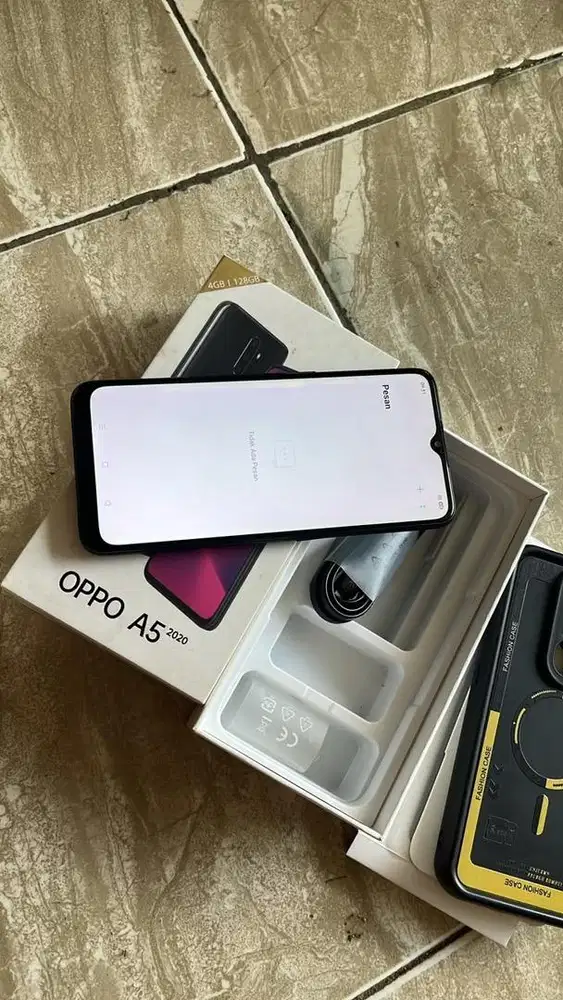 Jual oppo a52020 ram 4/128