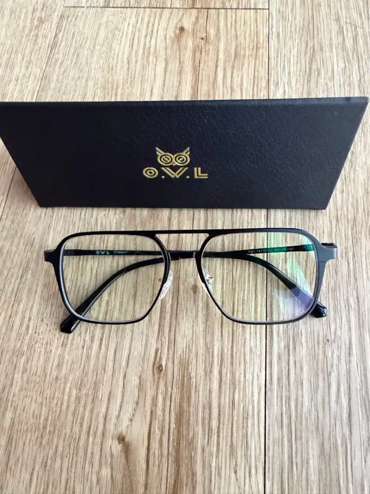 Frame kacamata cowo owl