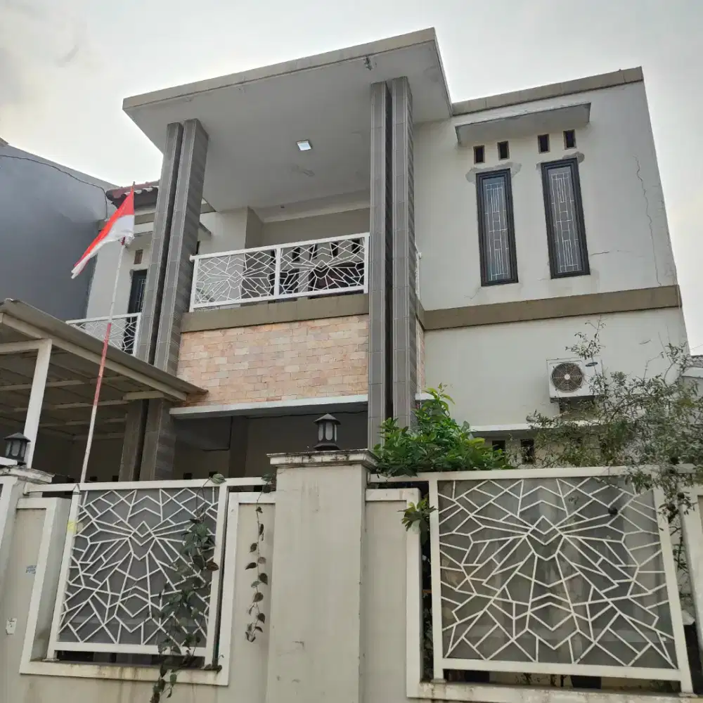 Dijual Rumah 2 lantai Karang Tengah - Tangerang