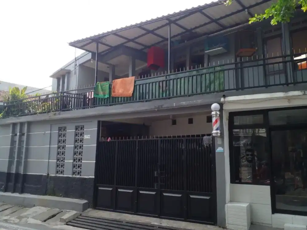 Dijual Rumah Untuk Usaha Main Road Antapani