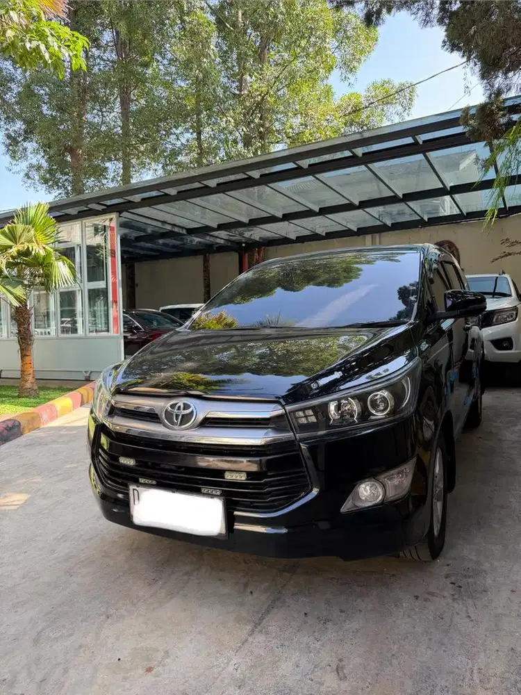 Toyota innova V diesel at 2018 hitam 1tangan dari baru