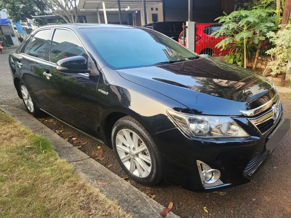 Toyota Camry Hybrid 2014