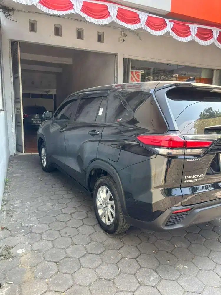 Toyota Kijang Innova 2023 Bensin