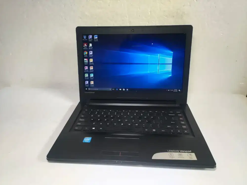 B1293 Lenovo ideapad 300-14ibr Ram 2GB hdd 500GB lumayan mulus
