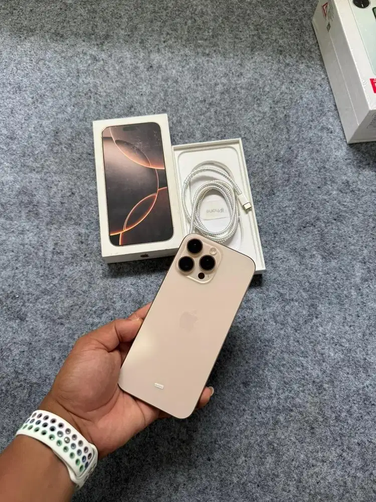 16 Pro Max 1TB ( IBox ) Batre 92% Full Original Lokasi Sigli