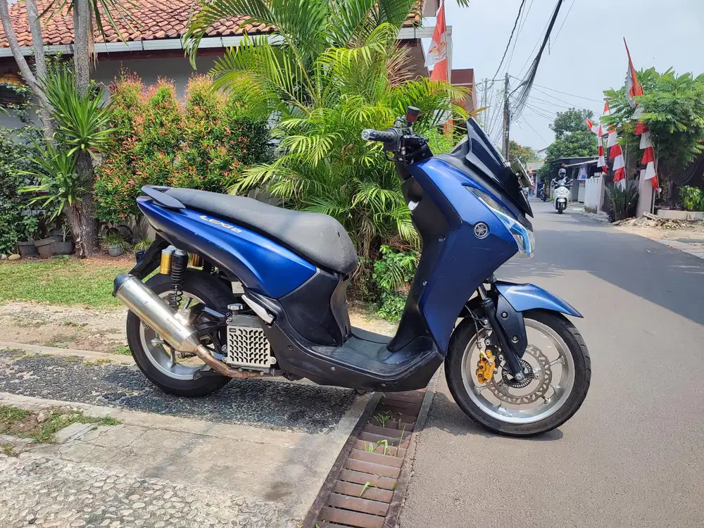 YAMAHA LEXI S KEYLESS TAHUN 2019