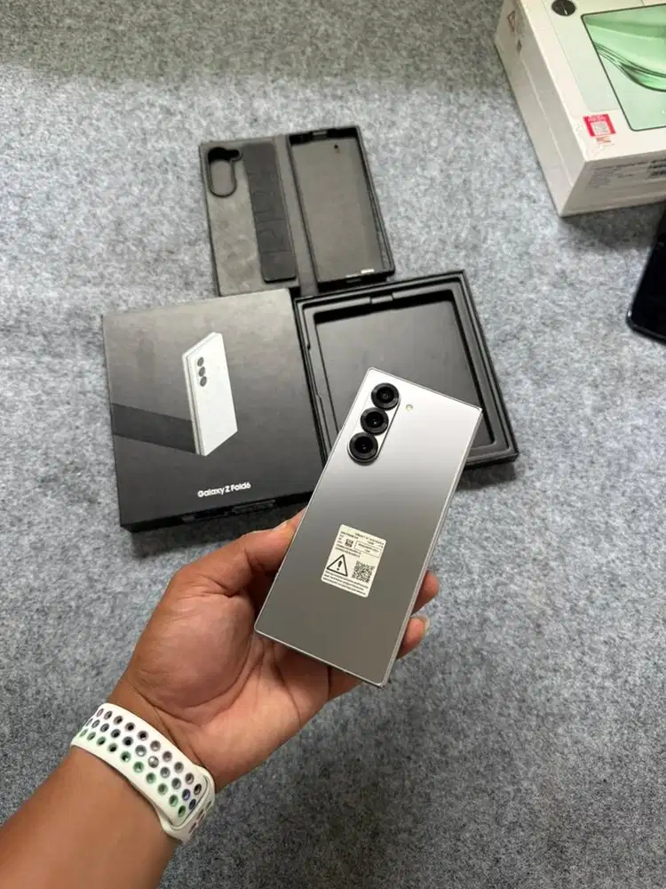 Samsung Z Fold 6 Ram 12/1TB Lengkap Lokasi Sigli
