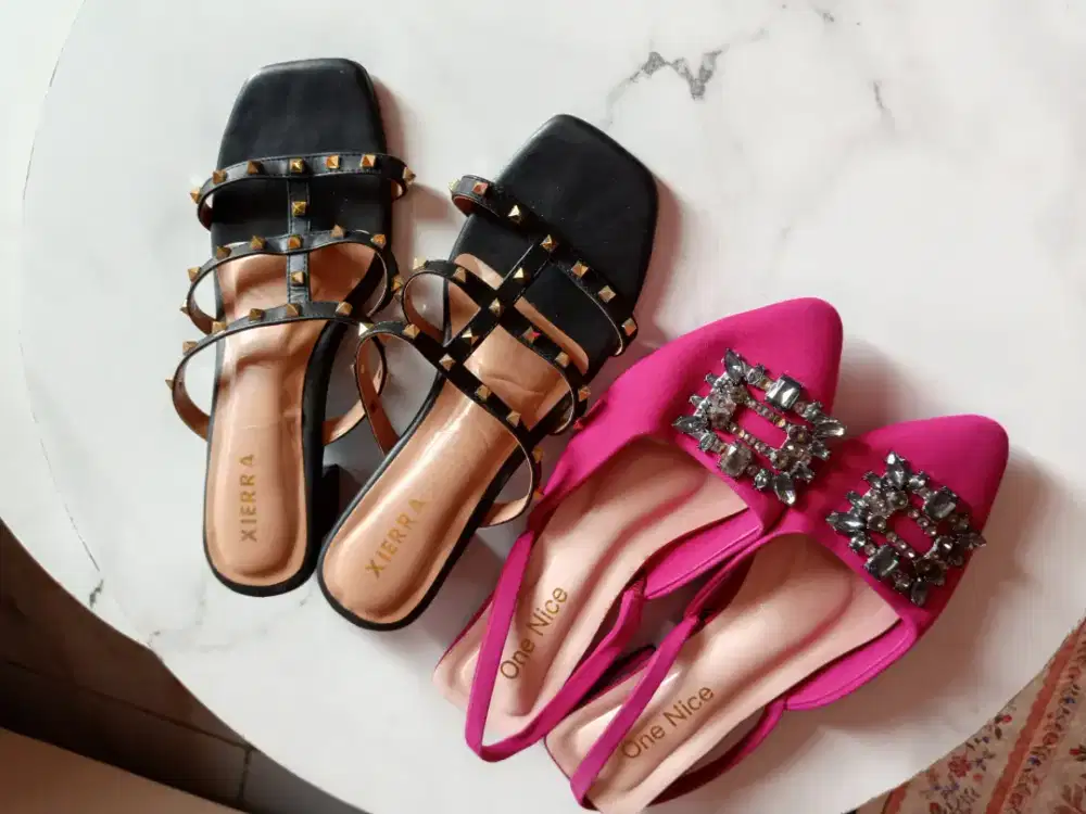 2 Sepatu & Sendal Mulus Seperti Baru COD Sol Kuat