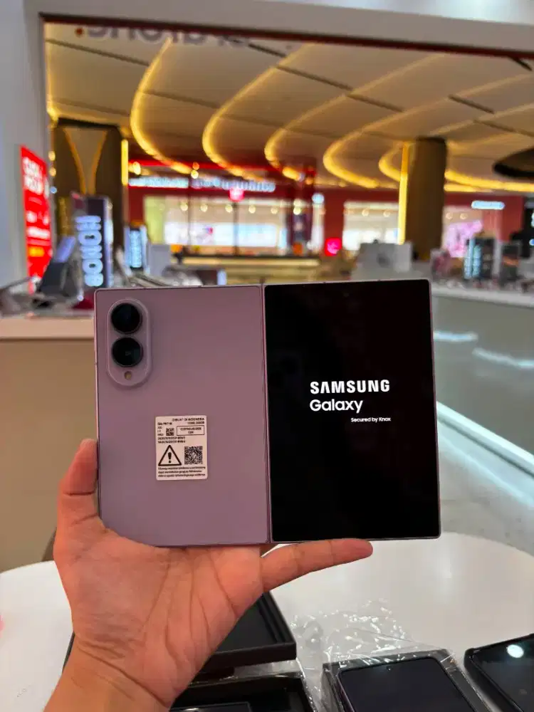 SAMSUNG GALAXY Z FOLD 8 CICILAN 0% BUNGA