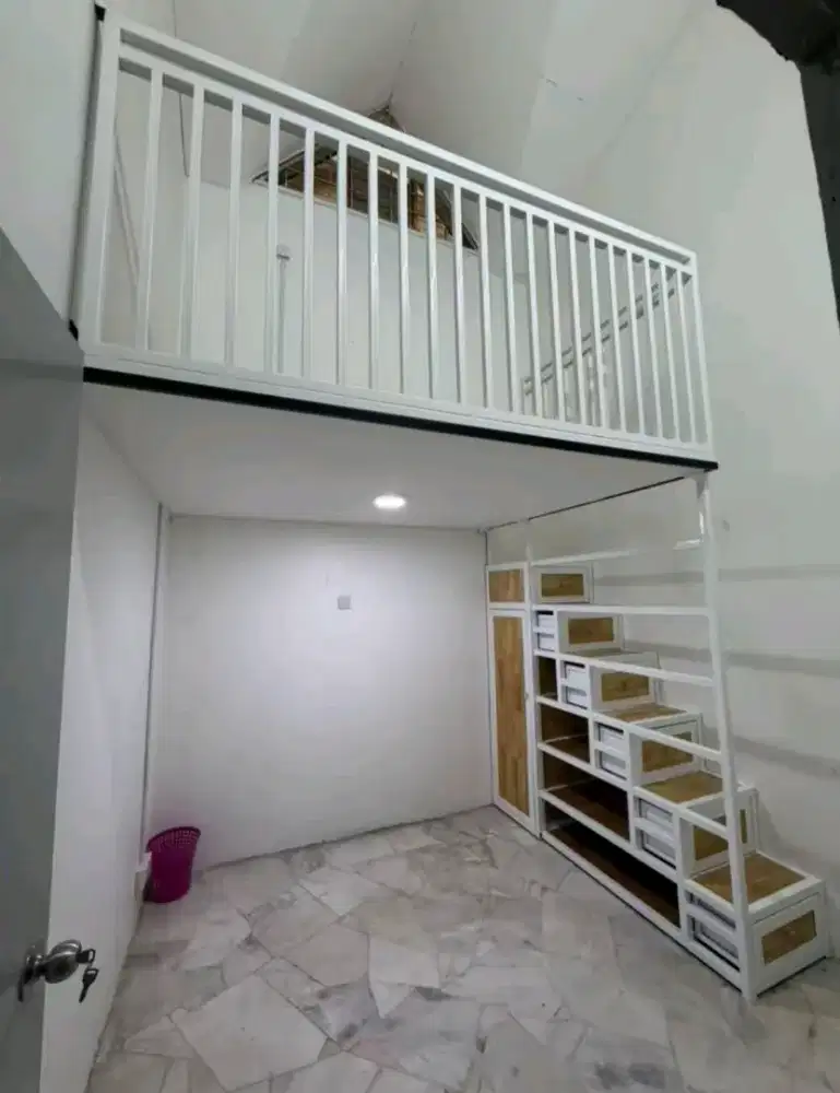 Mezzanine dipan bed