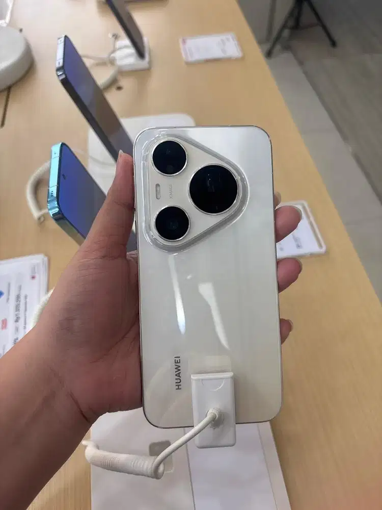 huawei pura 90s promax free watch