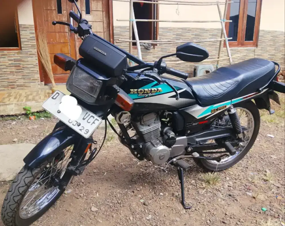 Honda GL pro tahun 1996 antik