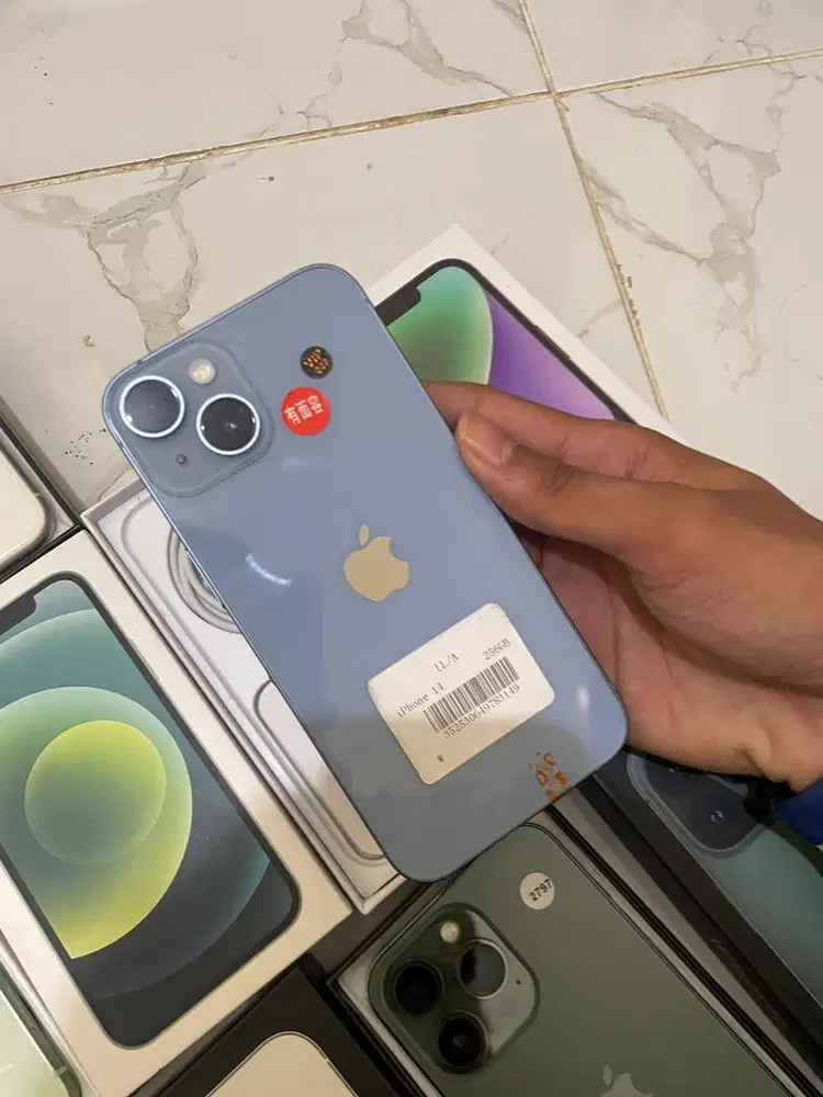 iPhone 14 basic 256gb