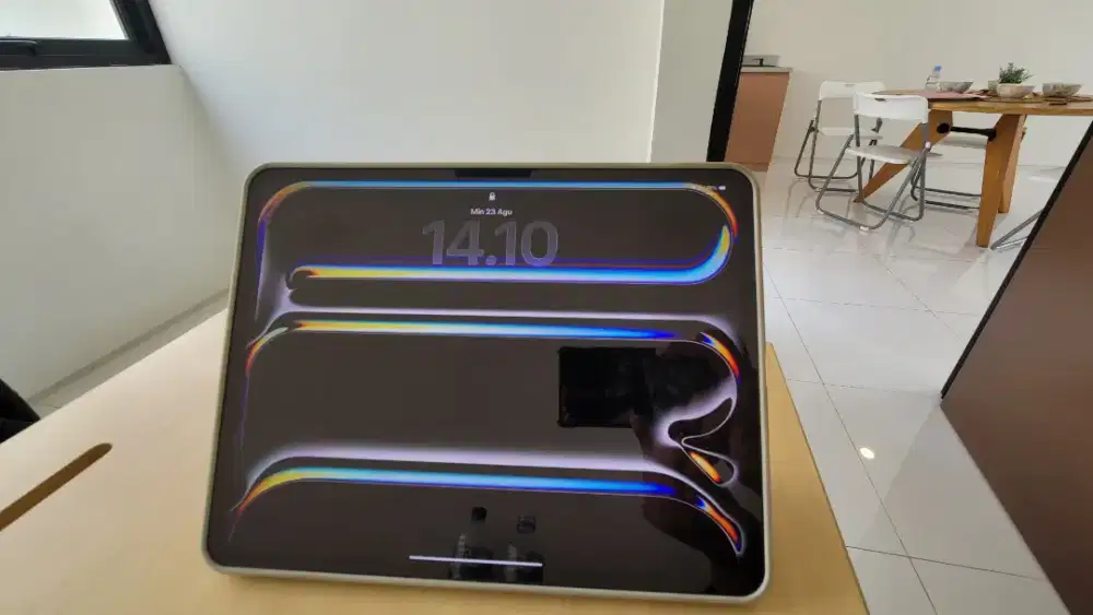 IPAD PRO 13 INCI M4 256GB FULLSET SILVER, MODEL WIFI ONLY