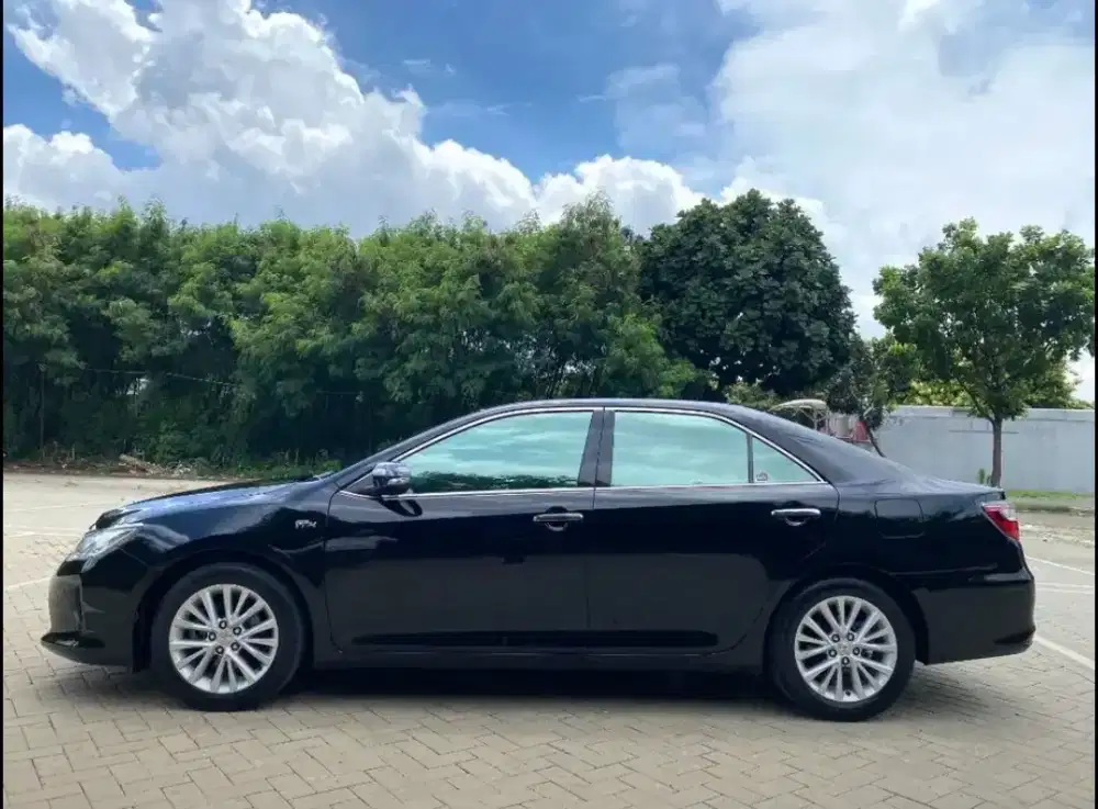 Toyota Camry 2.5 V, XV50 facelift thn 2017