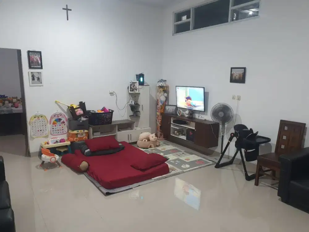 Rumah di Komplek Santiningsih Cimahi Tengah - Bandung