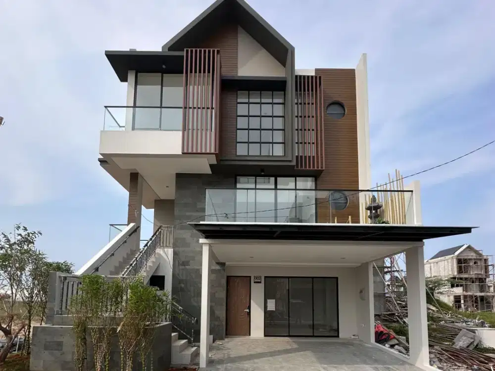 Dijual dan sewa Rumah PIK 2 Sapporo 3 Lantai