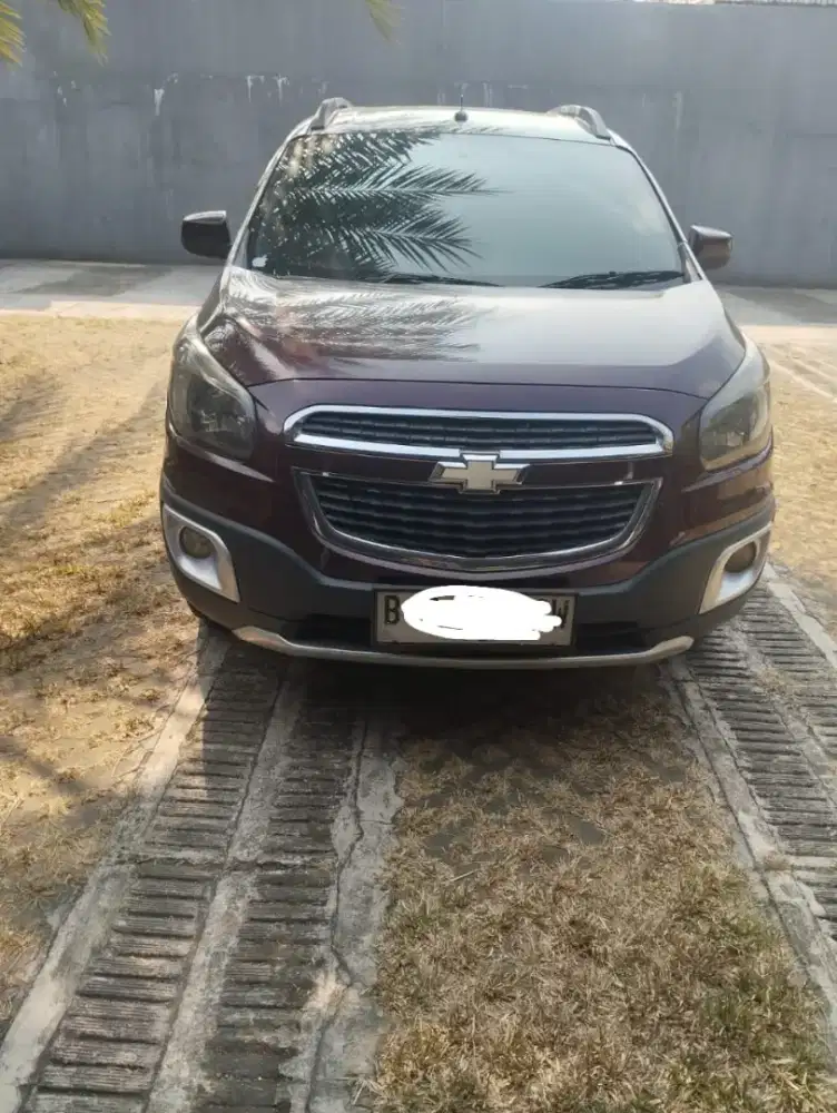 Chevrolet Spin Activ 2014 Merah