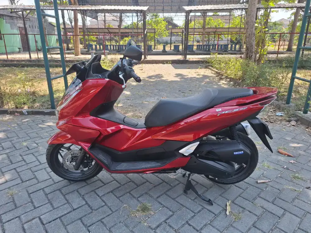 Pcx 2025 km 3rb pajak baru istimewa bisa cash/kredit syariah TERMURAH