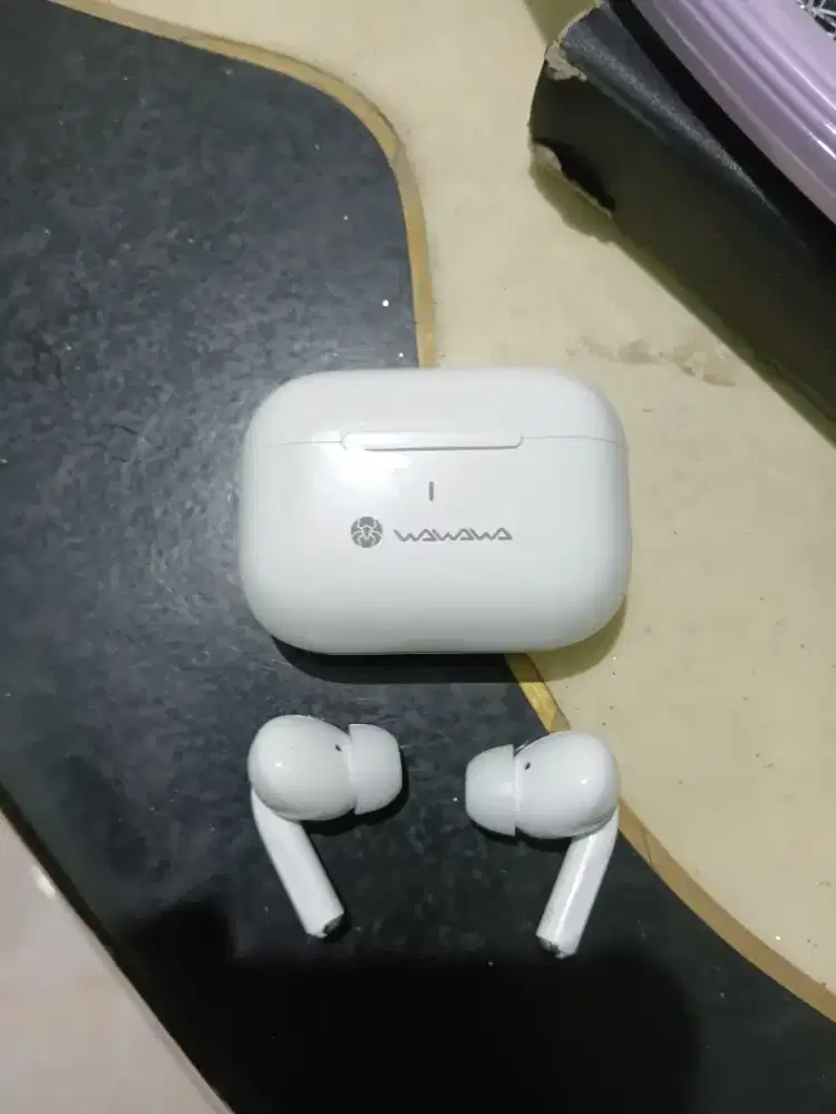 Bluetooth Headphone (Masih Baru)