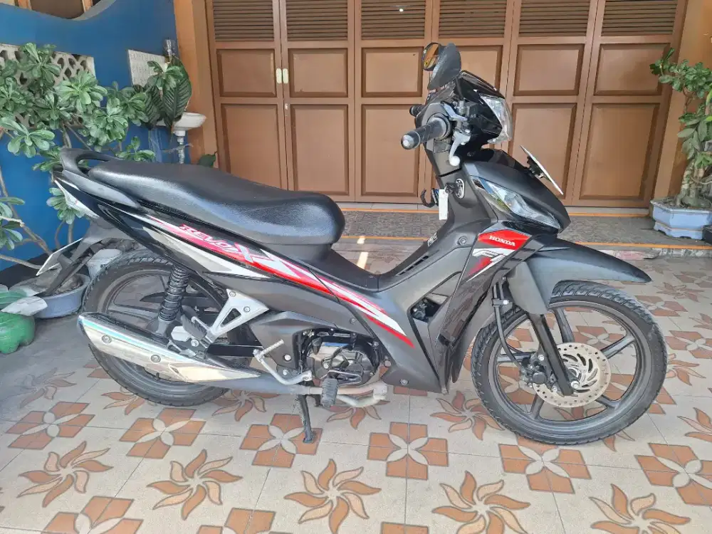 Revo X 2024 low km istimewa bisa cash/kredit syariah TERMURAH