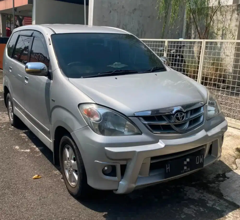 Toyota Avanza tipe G manual