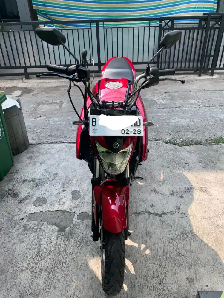 DIJUAL VIXION 2018 MULUS TERAWAT