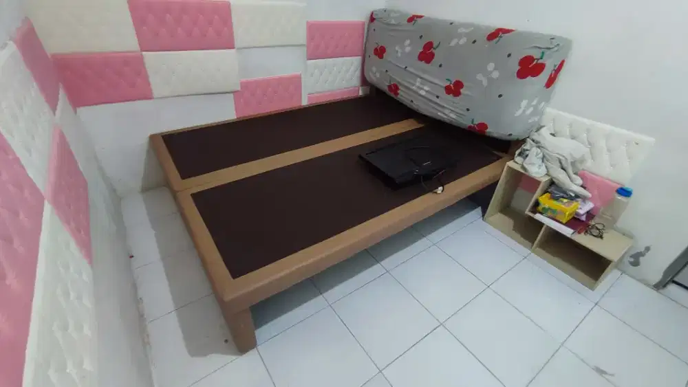 dipan kasur kokoh