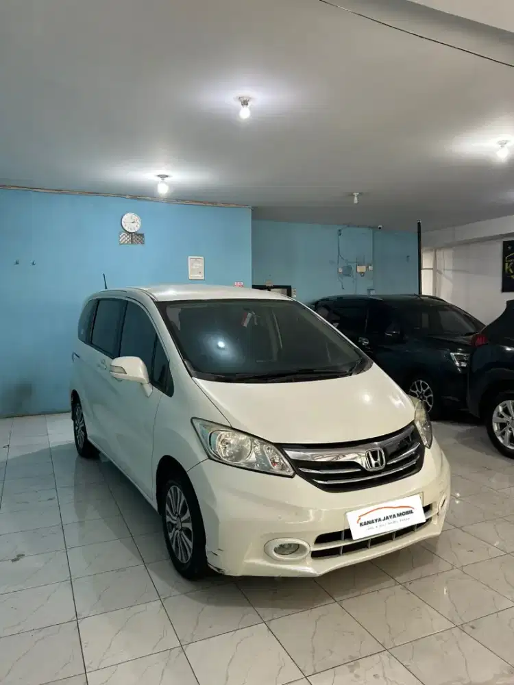 Honda Freed 1.5 E PSD Matic 2013/2014
Garansi Bebas Laka & Banjir