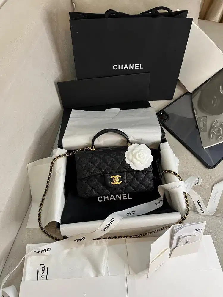 preloved top handle mini flap bag black ghw authentic