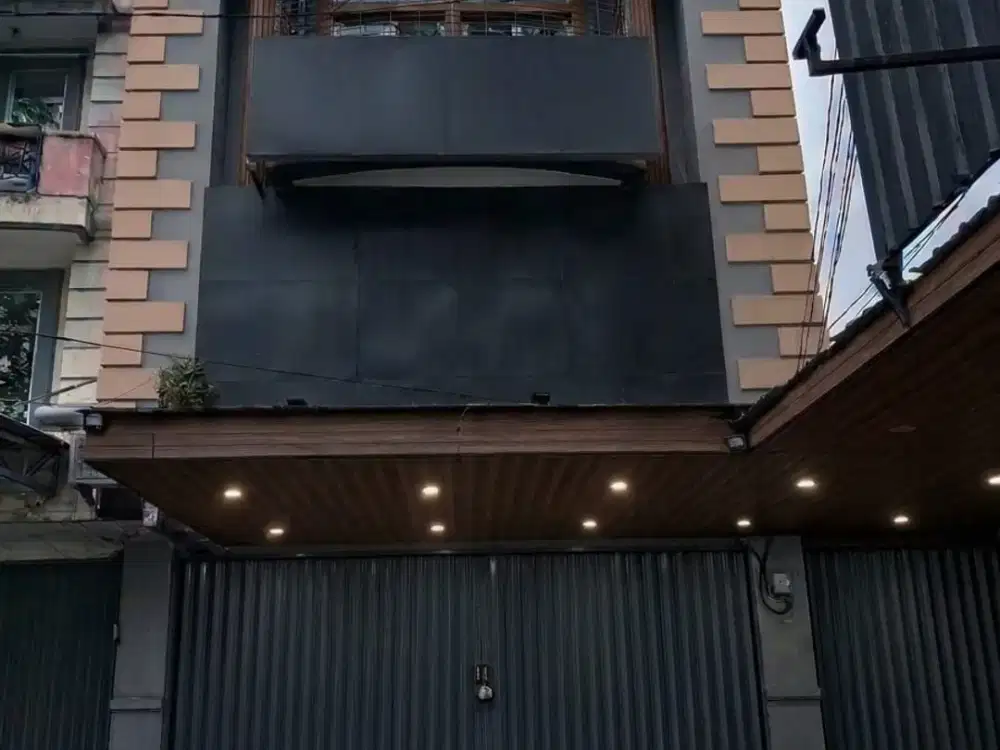 Ruko Di Jalan Utama Kota Harapan Indah Bekasi