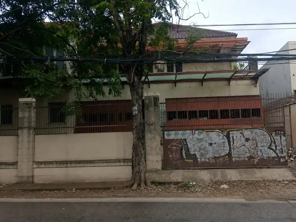 DIJUAL CEPAT  Rumah dan Tempat Usaha Di Bekasi Utara
