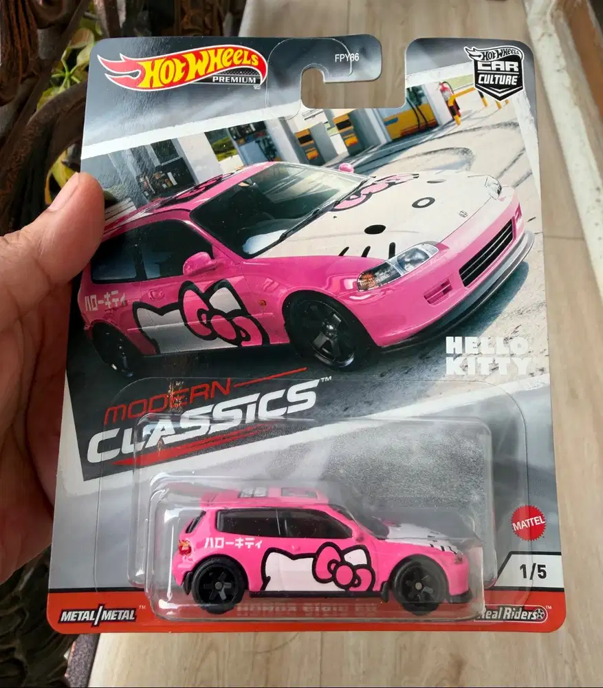 Hot Wheels Modern Classics Honda Civic EG Hello Kitty