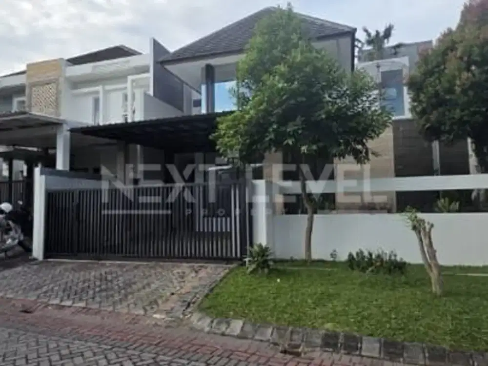 Dijual rumah di graha family Surabaya barat