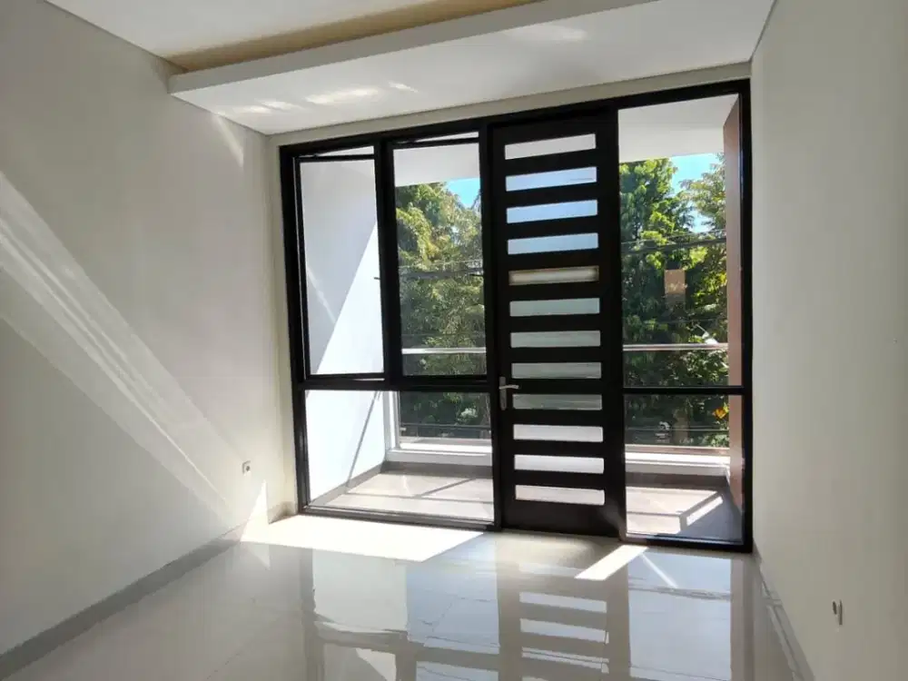Dijual Rumah Baru Gress Minimalis Manyar Tirtoyoso Double Way