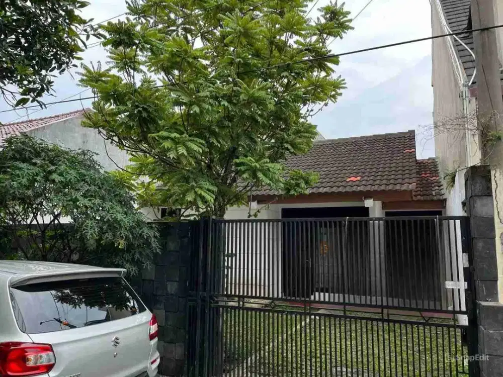 Rumah Siap Huni Terawat Di Area Antapani