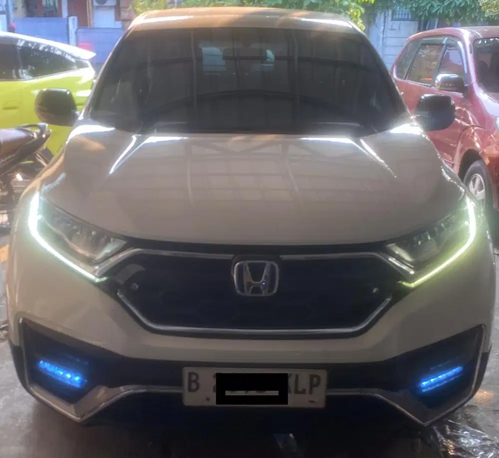 Crv 2.0 model turbo, nik 2017, stnk pemakaian 2018