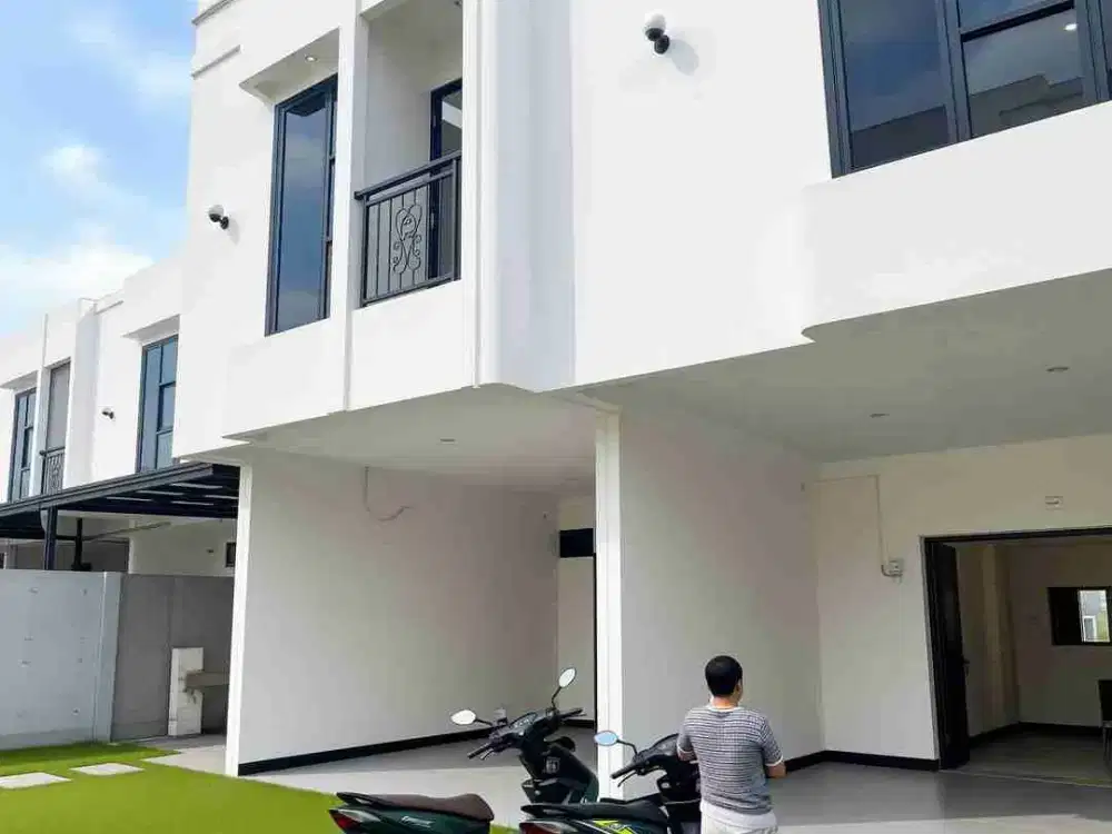 rumah modern 2 lantai di dwiwarna dekat stasiun mangga besar jakarta barat