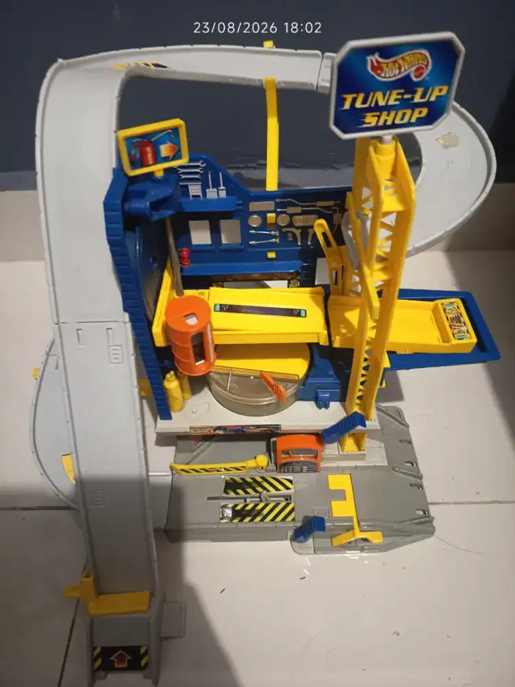 Hot Wheels mainan