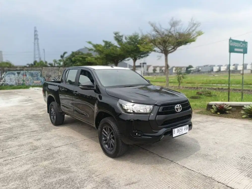 TOYOTA HILUX DC 4X4 DIESEL MT/MANUAL 2021