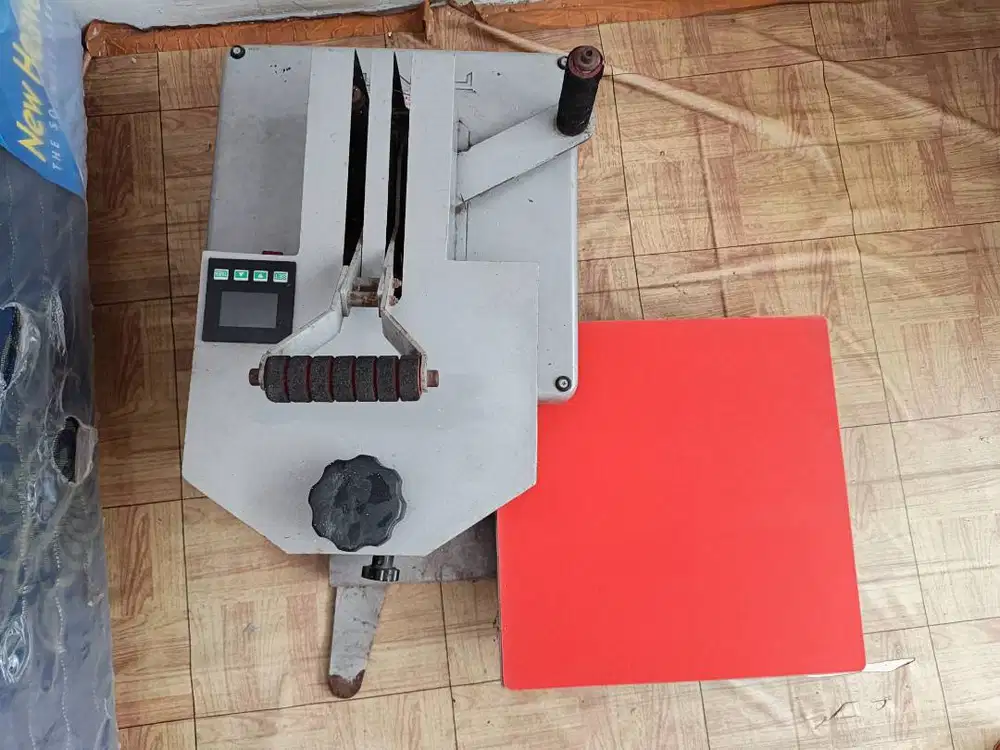 Mesin press sablon/stiker