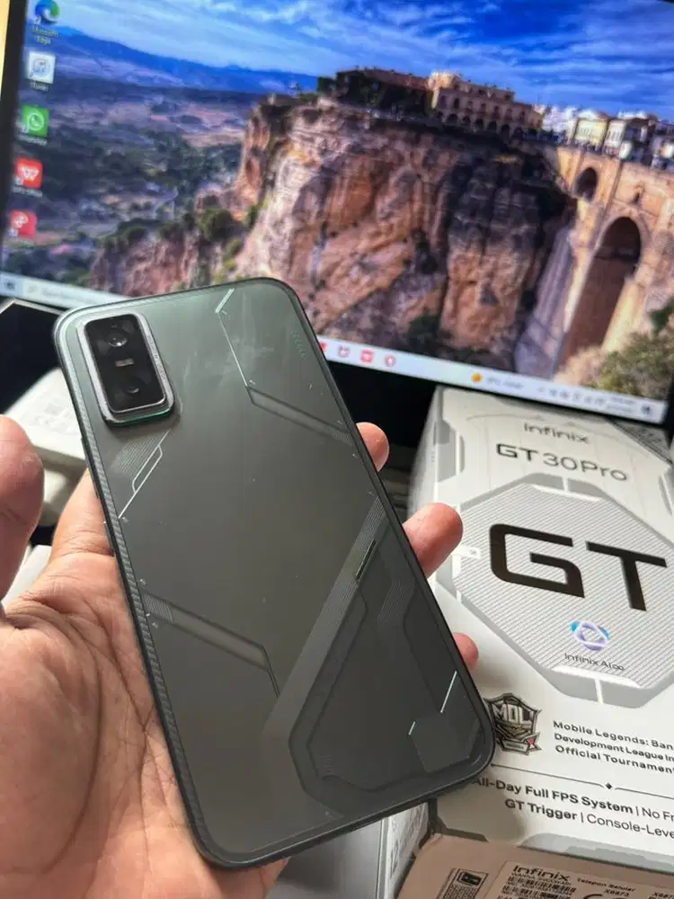 Infinix gt 30 pro 12/512 GB