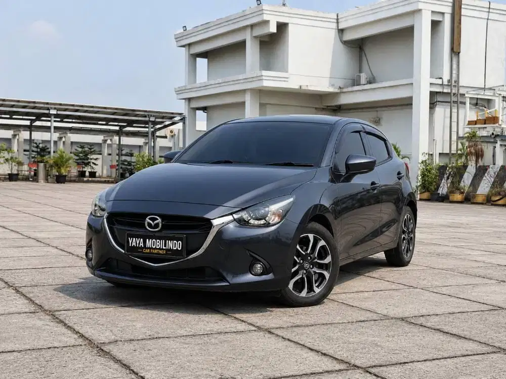 MAZDA 2 R SKYACTIV 1.5 AT MATIC AUTOMATIC 2016 GOOD CONDITION