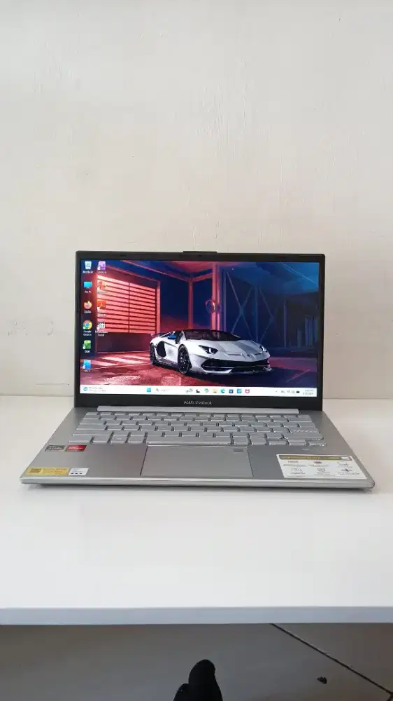 Laptop second Asus Vivobook Go 14 E1404FA, Ryzen 5 7520U  , Ram 8 GB